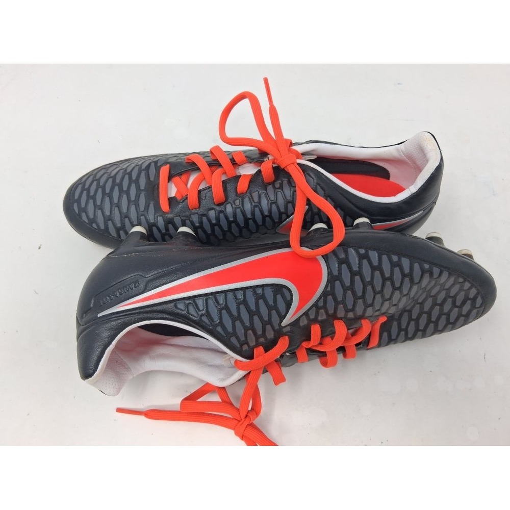 Nike Magista Soccer Cleats Woman's Black Red / Bright Crimson Size 10.  U
